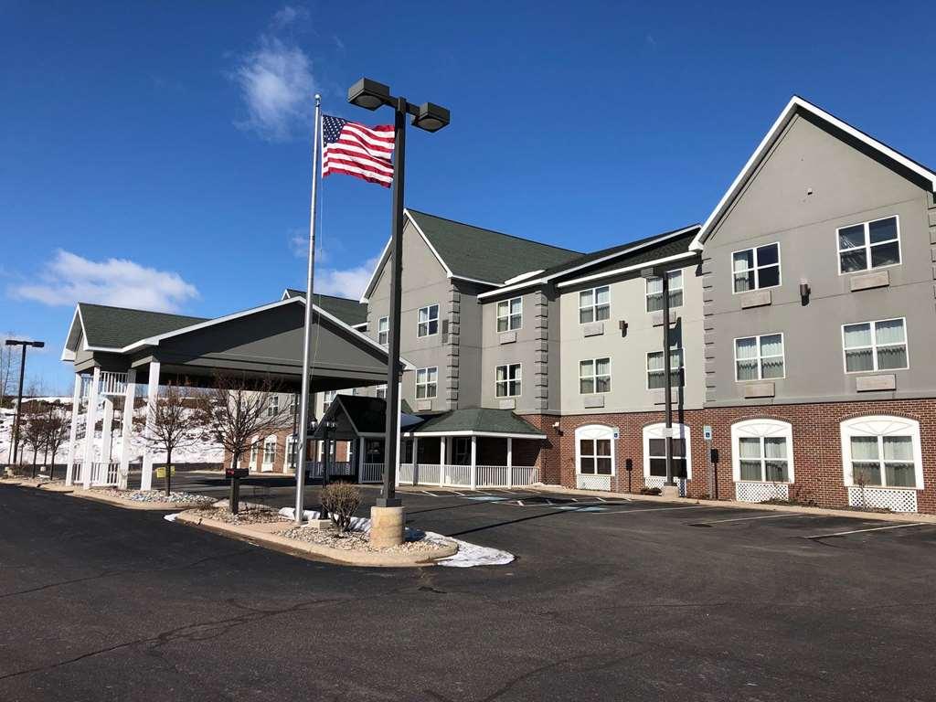 Americinn By Wyndham Iron Mountain Exteriör bild